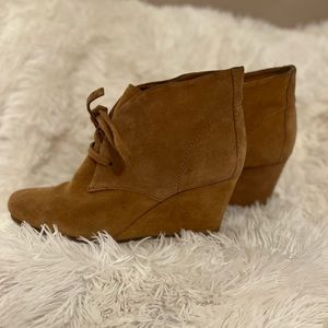 Women's Tan Suede Wedge Ankle Boots